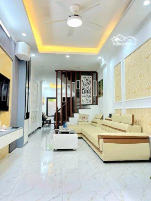 đón tết! tôn đức thắng, ngõ nông, ba gác tránh, lô góc, thoáng sáng, sổ cc, mới đẹp, ở ngay, 45mx5t