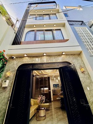 cần bán siêu phẩm lê thánh tôn-bến nghé-q1,gần chợ bến thành.giá 5tỷ 700tr/86m2, đang cho thuê 35tr