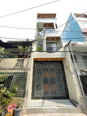 nhà xây mới 1 trệt 3 lầu hẻm xe hơi đường bình tiên quận 6