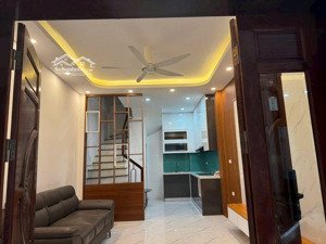 nhà tây mỗ 30m 5 tầng - ngõ bệnh viện đa khoa hữu nghị - 1 bước ra ôtô - sát nách vinsmart - sẵn sổ