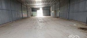 cho thuê kho xưởng đường tân triều, ngay ngõ 300 nguyễn xiển vào, 290m2, điện 3fa, xe 15t, 80k/m2