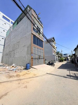 bán đất 1 sẹc ngắn đường võ thị nhuần, an phú đông, hcm giá cực tốt 4,9 tỷ, dt 69,3 m2