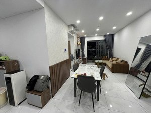 cần bán căn hộ 2 phòng ngủ alnata 85m2 giá 6.7 tỷ