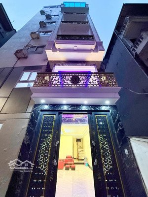 bán nhà đường láng gara ô tô thang máy 7 tầng. nhỉnh 19 tỷ.
o chín hai9 o72 năm 82.