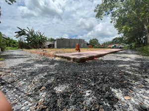 ngộp cắt lỗ sâu 105m2 ngay dưới định giá ql22b kcn hiệp thạnh