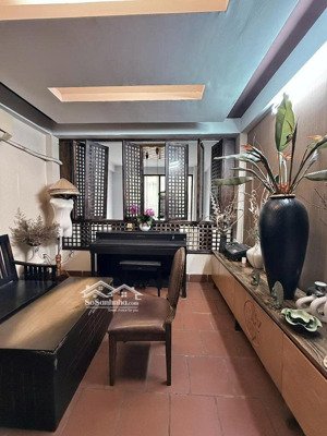 nhà đẹp cổ điển tt quận 3 sát bv từ dũ công viên tao đàn