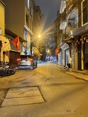 (siêu hiếm) bán nhà yên lạc, ô tô ngủ trong nhà kinh doanh đỉnh cao, 5 tầng nhỉnh 15 tỷ