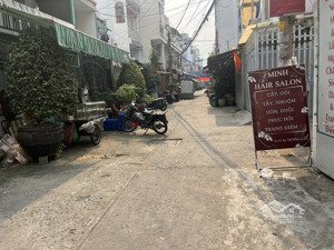 bán nhà phường 3 q8, 4 lầu, 4 pn , đường xe tài vào chỉ 8,8 tỷ