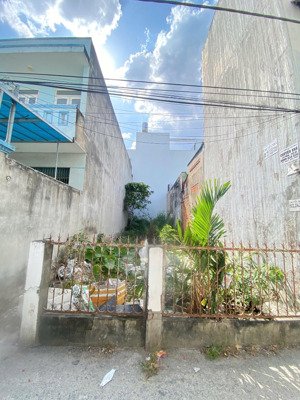 bán gấp lô đất hẻm đinh thị thi - dt 104.8m2 ngang 5m, shr, xd tự do, kdc hiện hữu, hẻm oto thông.