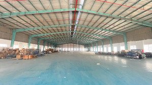 cho thuê xưởng 2700m2 pccc tự động tại thuận an.