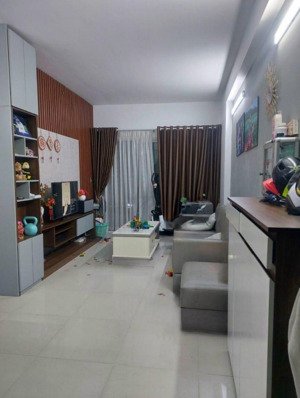 chính chủ cần bán căn hộ carillon 2 2pn, 2wc, gần trường học, siêu thị đối diện