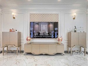 chỉ 25 tỷ có ngay nhà 4 tầng, ô tô đỗ cửa láng hạ trung tâm đống đa