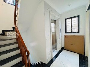 nhà đẹp 5 tầng có thang máy, 47m² - phố dương văn bé, sổ đỏ chính chủ!