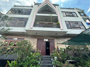 biệt thự 5 tầng mặt tiền đường gần bến du thuyền sông sài gòn thủ đức, 450m2 bán 35 tỷ