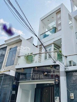 nhà mặt tiền kinh doanh, đường nguyễn cửu vân-bình thạnh. giá 4tỷ090/70,5m2, gần đại học kinh tế.