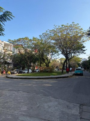 chính chủ gửi bán cặp sơn thuỷ 4 giá siêu tốt, sát nguyễn khắc viện 250m2