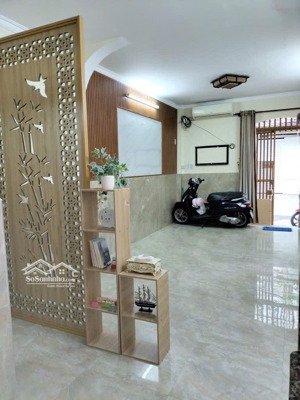 nhà căn góc - hxh - nơ trang long - 3,3x9m - trệt 2 lầu - 2pn 3wc - 14 triệu tl - hằng 