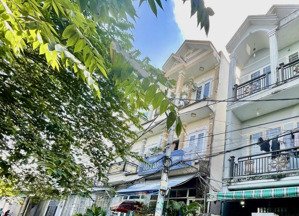 bán đất tặng nhà cũ tiện xây mới, hẻm xe tải tránh, 5x20m, chỉ 8.3 tỷ huỳnh tấn phát q7