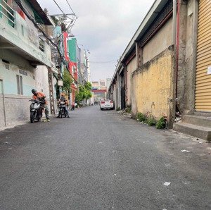 bán nhà 1/ phạm thế hiển, quận 8, 4pn 3wc 60m2, cách vài bước chân ra hẻm xe hơi giá 7,6 tỷ,