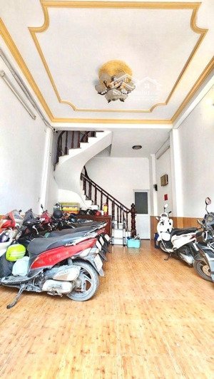 chdv ngay đh công thương-4 tầng-7pn full nội thất-sẵn dòng tiền 30tr/tháng-chỉ 6.x tỷ