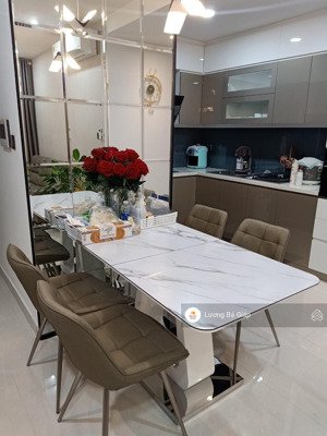 hót hót ! cho thuê ch saigon royal 83m2 - 2pn, full nội thất đẹp. giá chỉ 24tr/th, lh 