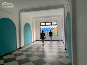 BÁN CĂN 3,5 TẦNG NGÕ 5M ĐƯỜNG HOÀNG VĂN THỤ . GẦN TRƯỜNG ĐINH TIÊN HOÀNG