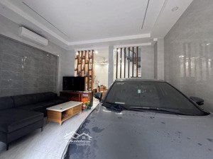 bán nhà đường 182 tăng nhơn phú a , quận 9 _ hướng tây bắc _ xe hơi ngủ trong nhà