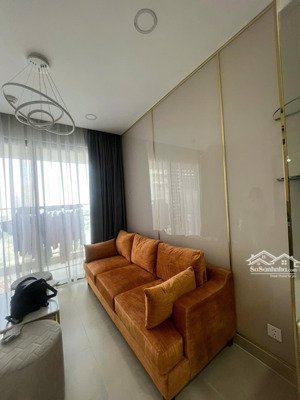 chính chủ bán 2pn, 2wc đầy đủ nội thất- river panorama quận 7- đã nhận sổ hồng- giá chỉ 4,8 5tỷ