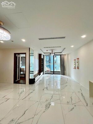 CĂN HỘ 3 NGỦ ĐỐNG ĐA – AO HOÀNG CẦU FULL NỘI THẤT – GIÁ TỐT HIẾM CÓ