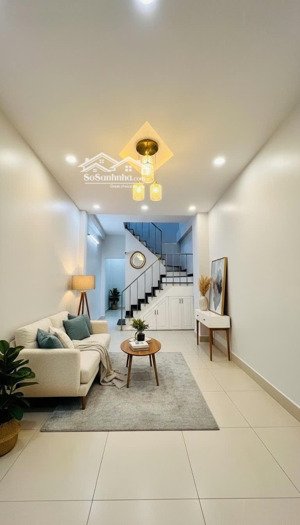chỉ nhỉnh 4 tỷ, nhà 3 tầng hẻm oto lâm văn bền quận 7, sát trường nguyễn hữu thọ