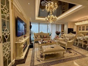 nhà phố phú thượng- tây hồ- kinh doanh bất chấp mọi nghành nghề - vừa ở vừa làm vp cty...
dt80m