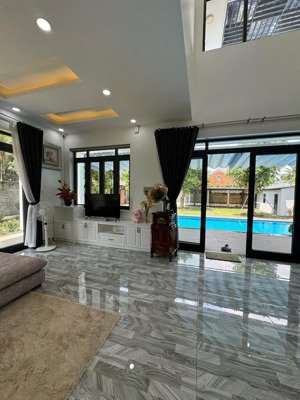 bán biệt thự chính chủ - hốc môn tphcm