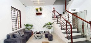 lô góc! hồ tùng mậu - cầu giấy, nhà mới vừa ở vừa kd dòng tiền, full nội thất, ngay ngã tư mai dịch