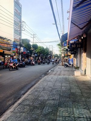 bán nhà,nguyễn văn quá,96 m2 nhỉnh 5 tỷ.l lh ngà nhà phố q 12 xem nhà trực tiếp.