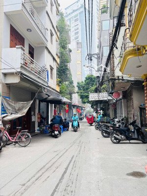 mảnh đất vàng còn sót phố minh khai - ô tô tránh - dừng đỗ - 2 mặt thoáng - trước sau như 1-giá tốt