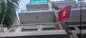 cho thuê nhà xã đàn, kim liên , phạm ngọc thạch, đống đa, 50m2x5 tầng, ngõ ô tô, 5 pn, ở kết hợp kd