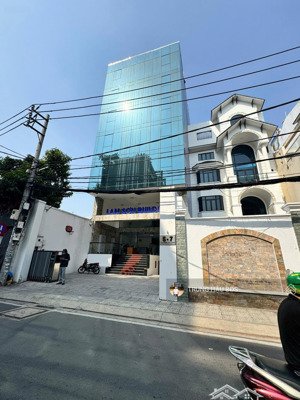 bán toà nhà mt lam sơn q. bình thạnh - dt 9 x 30m -cn 1.300m2 sàn - hầm - 6 tầng - giá 90 tỷ