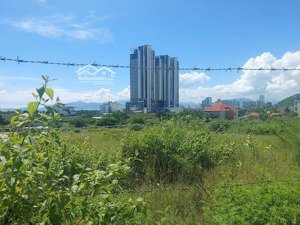 hiếm đất biệt thự view biển đường triệu quang phục nha trang gần biển ngang 15m có sổ hồng