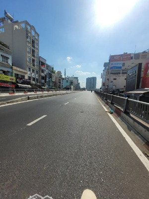 bán tòa nhà mt bình quới, kế bên masterise thanh đa, dòng tiền 90tr/tháng, p27, bình thạnh