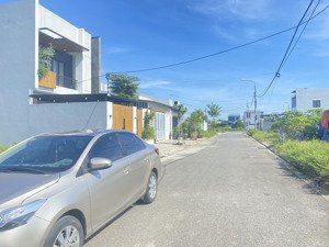 đất tái định cư lệ sơn hoà tiến 161m2 ngang 7,5m