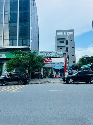 chính chủ độc quyền siêu phẩm tạ hiện 8x20m hầm 7 tầng đường 25m