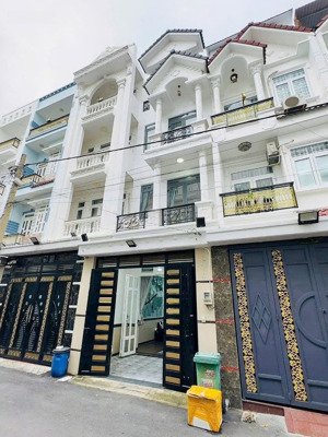 bán gấp 3 tỷ 850. nhà 66m² trường sa xây 5 tầng. hẻm ô tô thông lê văn sỹ, cho thuê 17 triệu/tháng