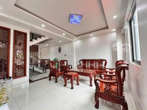 bán nhà 4 tầng 198m2 ngay phú hữu giáp quận 2 chỉ 9,49 tỷ