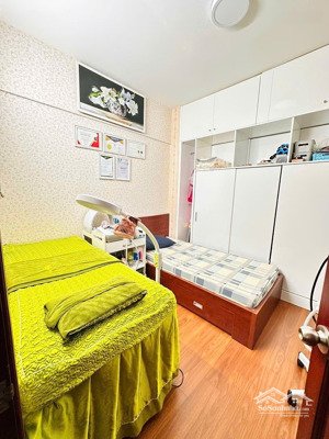 bán căn hộ bông sao - tạ quang bửu, p5, q8.
dt 65m, 2pn, 1wc, tặng nội thất
ngay tttm central ma