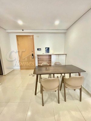 bán căn hộ full nội thất đang có hợp đồng thuê có thể bán cho người nước ngoài