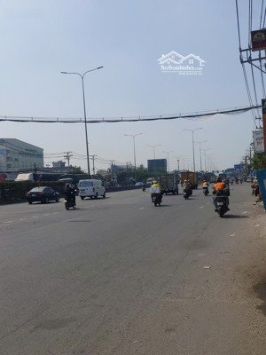 chủ ngộp! 162,2m2 mt ql1a sát ngã tư an sương, chỉ 8.9 tỷ, bank hỗ trợ 7.5 tỷ