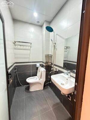 NHÀ ĐẸP TRẦN KHÁT CHÂN HAI BÀ TRƯNG 40m2, 5 TẦNG MẶT TIỀN 3m GIÁ 7.7 TỶ