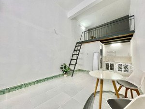 chung cư mini dt 30m2, chưa tính gác nhà xe rộng bảo vệ an ninh 24/24