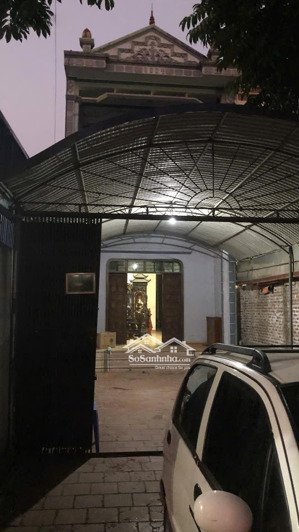 chính chủ cho thuê (nhà ở gia đình) nguyên căn 2 tầng, cách cổng trường học viện chính trị công an