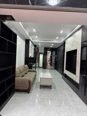 hiếm có khó tìm bán nhà phúc đồng long biên | 45m 5 tầng thang máy gần hồ, ôtô tránh